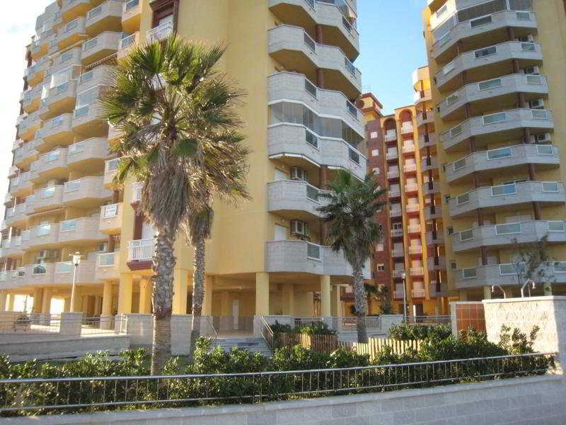 Apartamentos Turisticos Playa Principe لا مانغا ذيل مار مينور المظهر الخارجي الصورة